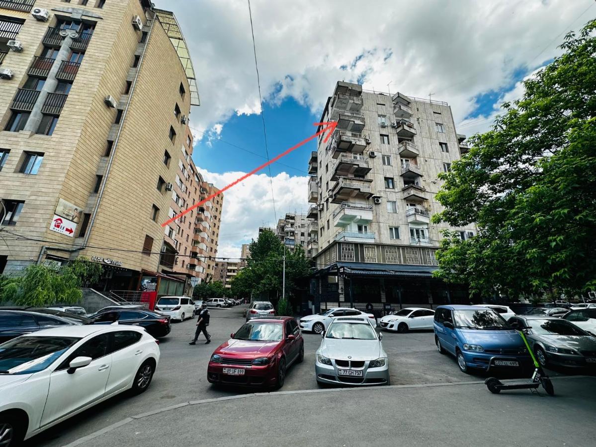 Suite Apartment On Pushkin Street Jereván Kültér fotó